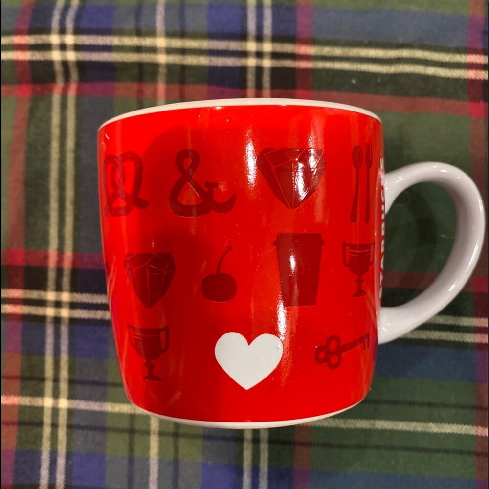 Starbucks Valentines THINGS I LOVE Small Coffee Tea Mug 7.8 oz Red, White Heart